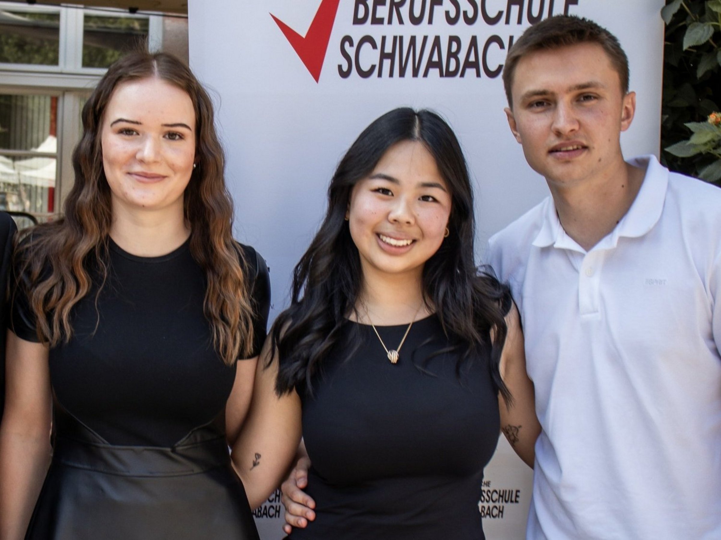 Industriekaufazubis: Nastassja, Angelina und Felix