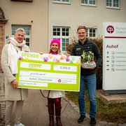ENERPIPE &uuml;berreicht Spende an Auhof Hilpoltstein