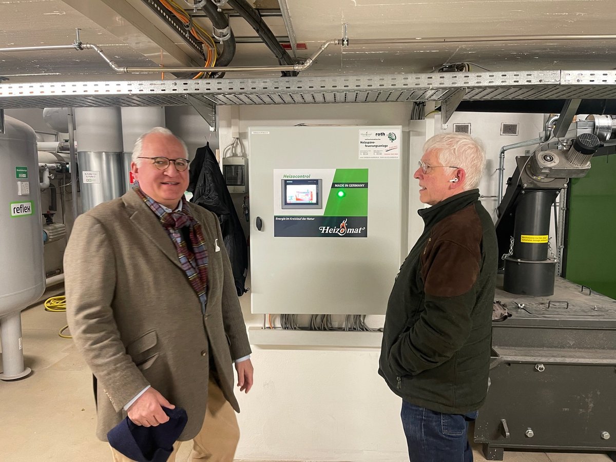 Schloss Pfaffroda bekommt aus Erneuerbaren Energien