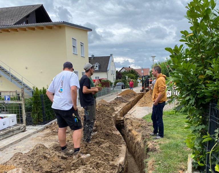 Wärmenetz Abensberg:Rohrgraben in Abensberg für Nahwärme