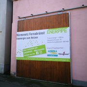 Nahwärmenetz in Fernabrünst bei Fürth, Bauplane am Heizhaus