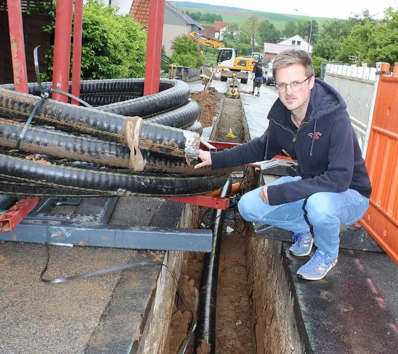 Markus Euring im Nahwärmenetz in Bastheim