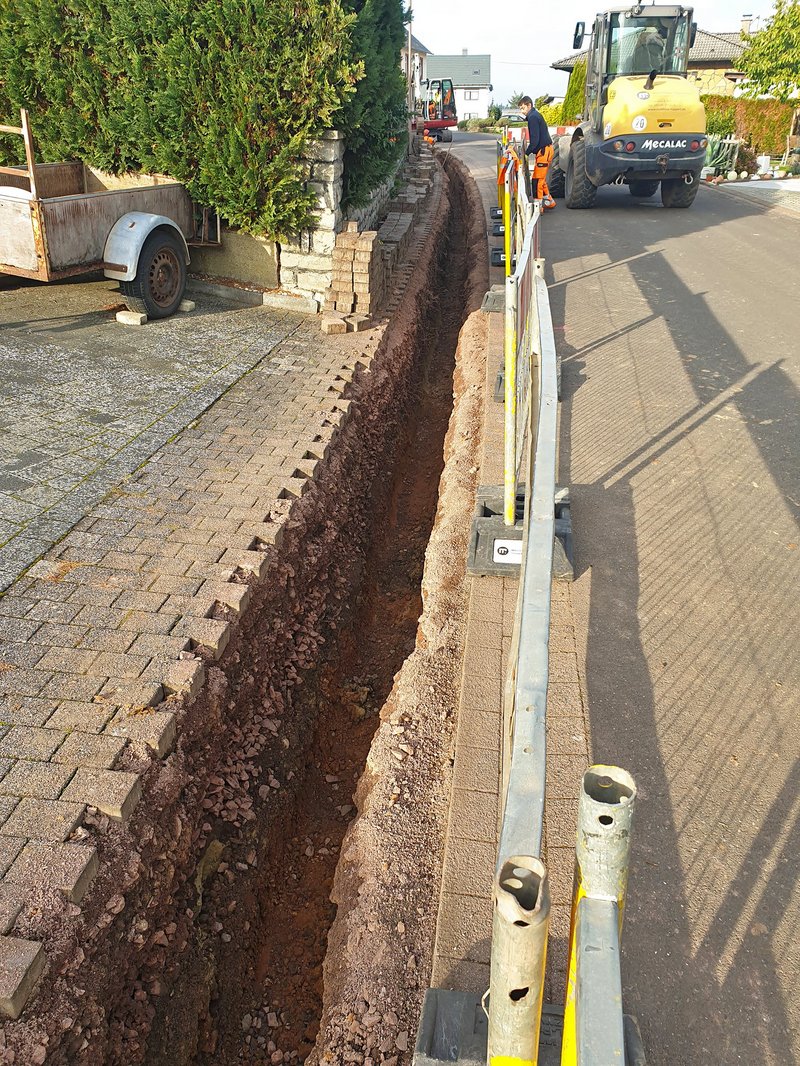 Rohrgraben Nahwärme Landscheid Rohrgraben