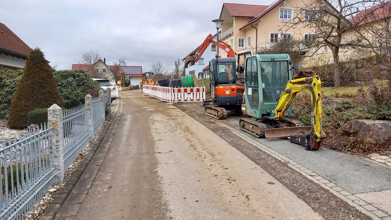 ENERPIPE Wärmenetz in Nennslingen: Bauarbeiten Rohr