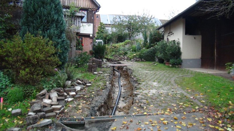 Wärmenetz in Kaiserbach: Rohrgraben