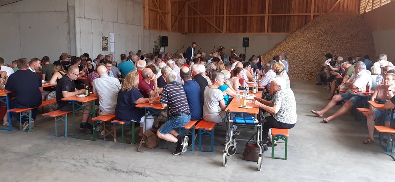 ENERPIPE Wärmenetz in Nennslingen: Einweihung Heizhaus